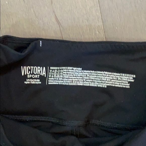 Victoria’s Secret Sport leggings - Picture 4 of 4